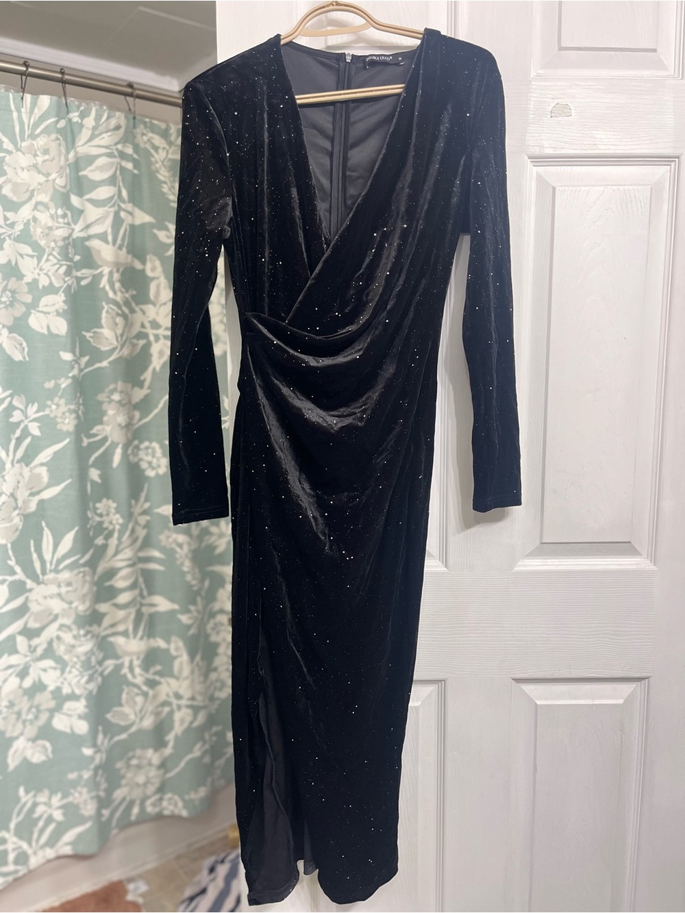 Women's Black Sparkle Velvet Long-Sleeve Draped Midi Dress